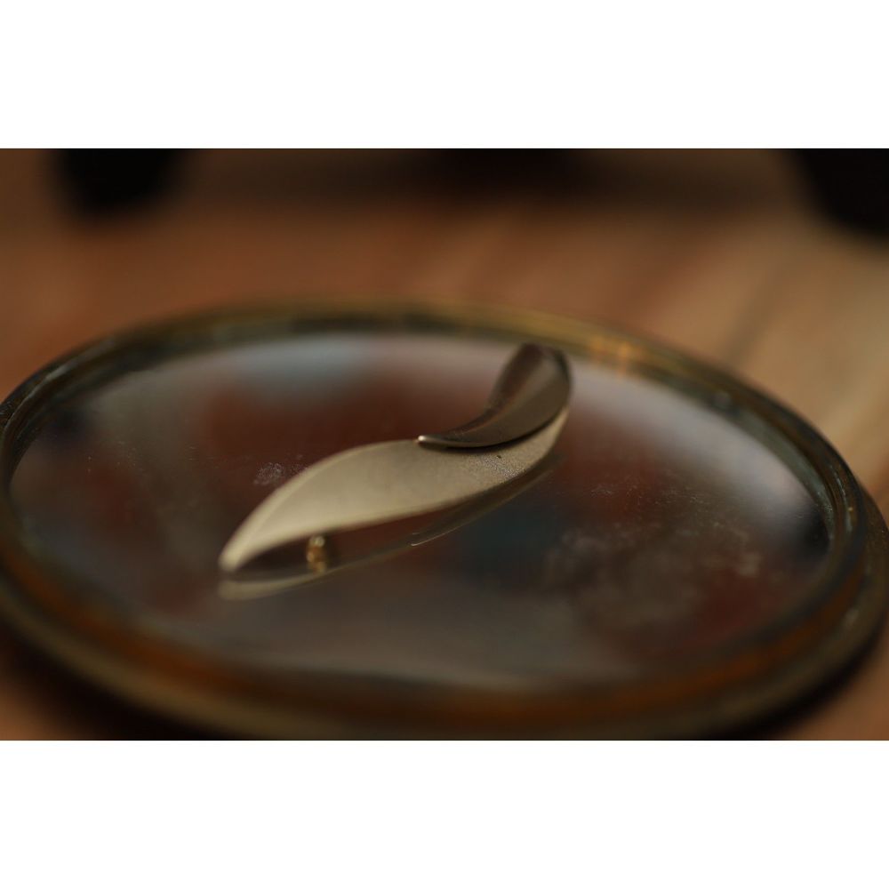 Vintage 1970's Sarah Coventry Gold Brooch